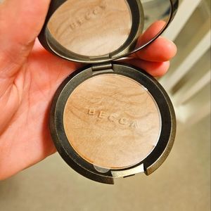 Becca Bronzer in Ipanema Sun